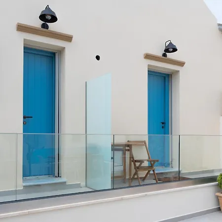 Cortile Della Felicita Daire Lixouri